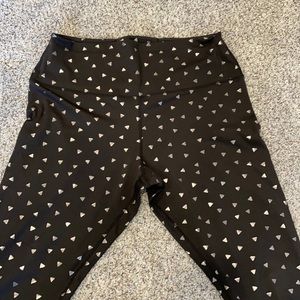 Glider Black and bronze full length leggings